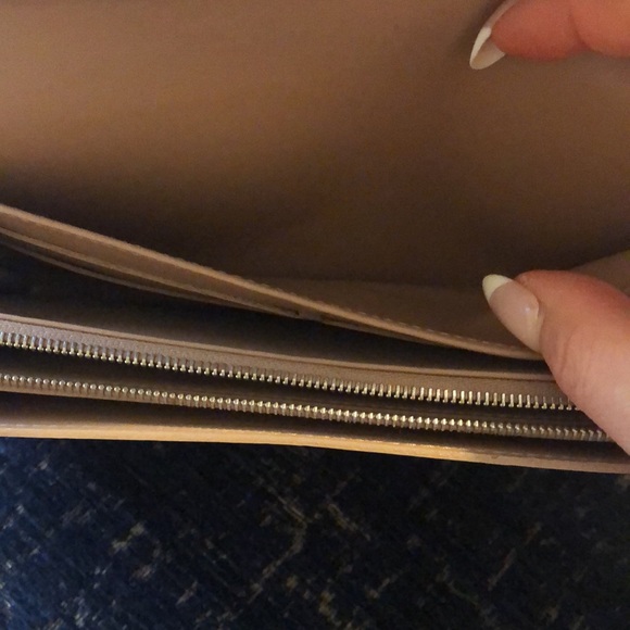 Wallet - Picture 4 of 7